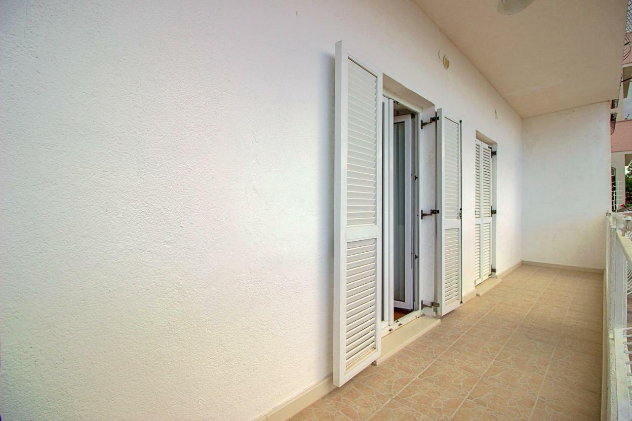 Apartment Milana Duće Exterior foto